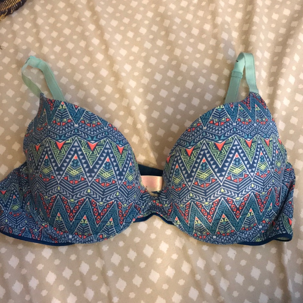 VS Bra